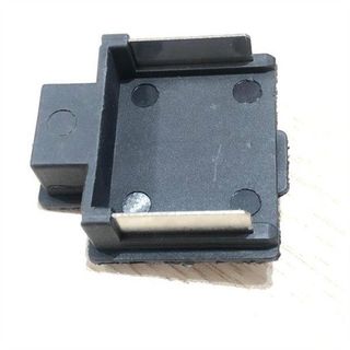 Linh kiện tháo máy, đế chân pin Makita giá sỉ