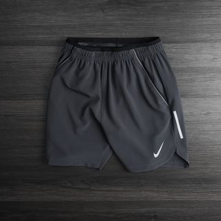 Quần short dù nam, quần đùi nam cao cấp, chất Xi dãn xịn - size từ 55kg - 85kg