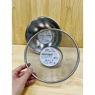 Rổ  inox size 22cm, nhập khẩu từ Nhật Bản
