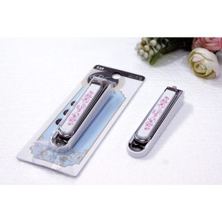 Bấm móng tay inox mẫu hoa văn KAI, cỡ lớn Hàng Nhật Bản