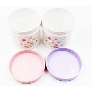 Hộp nhựa nắp vặn mẫu hoa 650ml, nhập khẩu từ Nhật Bản