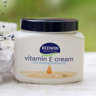 Kem dưỡng ẩm Vi ta min E cream Úc