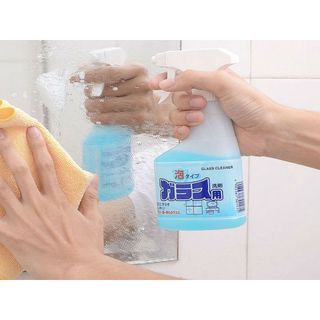 Chai xịt vệ sinh kính 300ml Rocket