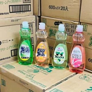 Chai nước rửa bát chén hương cam 600ml Rocket