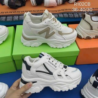 Giày thể thao nữ độn đế phối trắng đen , trắng nâu