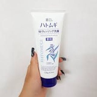 Sữa rửa mặt trắng da Hatomugi Nhật 130g
