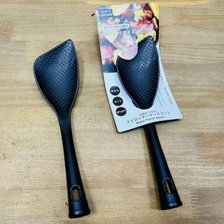 Muôi đảo thực phẩm bằng nhựa chịu nhiệt cao size 24cm nhập khẩu từ Nhật Bản