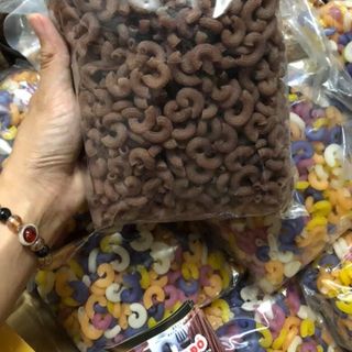 Nui gạo lức, rau củ ngũ sắc. đủ hình dạng. sản phẩm tự nhiên, tốt cho sức khỏe