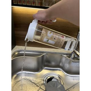 Bình đựng nước 1,2L nhựa trong Nhật Bản