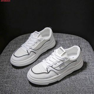 Giày thể thao nữ viền đen và viền hồng