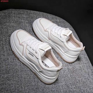 Giày thể thao nữ viền đen và viền hồng