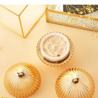 Kem dưỡng da HO2 Đông Trùng Hạ Thảo Gold , cấp ẩm, trắng sáng, cải thiện và lão hoá chuyên sâu (=Nội Địa Trung Cao Cấp )