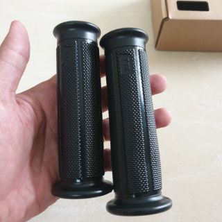 BAO TAY XE MÁY CHẤM BI TTR - Thuỷ Tiên Racing