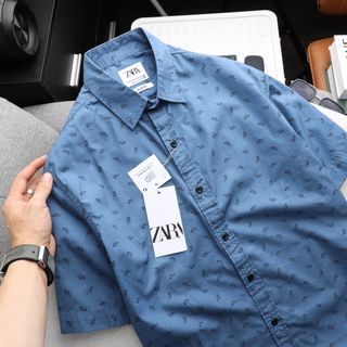 Áo sơ mi nam, sơ mi ngắn tay nam cao cấp, chất CCOTTON mịn , thoáng thấm hút ok , co giãn nhẹ, màu đẹp, dễ phối dễ bán , thiết kế Đơn giản LOGO THÊU TRỰC TIẾP Tạo điểm nhấn tôn dáng - size từ 55kg - 85kg