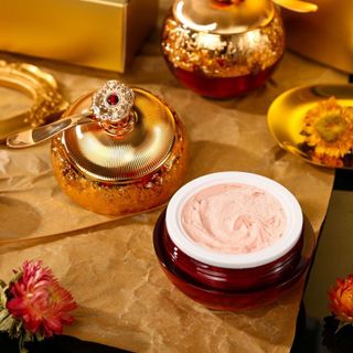 Kem Nấm Linh Chi Đỏ, Nhân Sâm Cao cấp dưỡng da Chuyên Sâu , Bảo vệ , giúp da loại bỏ lão hoá , mụn nám , Sẹo lỗ , chống nắng .