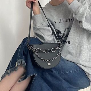 Túi xách quảng châu K Half Cross Bag - 01B1848(Chuyên sỉ túi xách sll, balo, ví, thắt lưng, túi Laptop)