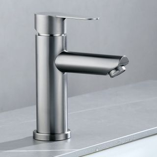 Vòi lavabo nóng lạnh màu trắng bóng kiểu thân tròn, thiết kế hiện đại , sang trọng