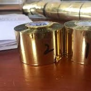 Lá Vàng Cuộn Nhỏ Dùng Dát Vàng Trang Trí Nội Thất Tiện Lợi Dễ Dàng