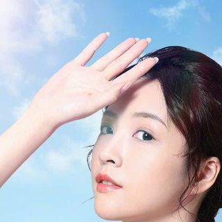 Xịt chống nắng mới