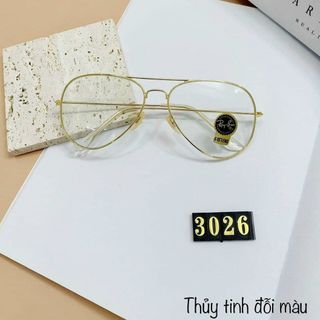 Kính ra đổi màu