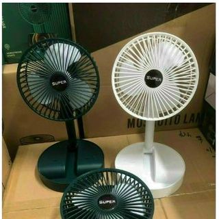 Quạt Tích Điện Gấp Gọn, Quạt Mini Để Bàn Xoay 180 Độ, 3 Tốc Độ Gió, Cổng Sạc USB