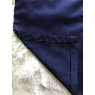 Tạp dề yếm trơn xanh đen dành cho phục vụ