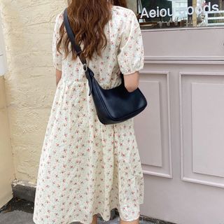 TÚI XÁCH NỮ CAO CẤP DÁNG THUYỀN TRƠN CLASSIC DÂY ĐEO BẢN TO AS22110 - TRÙM SỈ VN