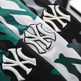 Áo thun cotton 4c nam, áo thun nam cao cấp, chất vải cotton cao cấp được dệt từ hơn 90% sợi cotton và tơ nhân tạo, độ dày vừa phải, thấm hút mồ hôi tốt, mặc thoải mái, độ bền màu cao - size từ 53kg - 90kg