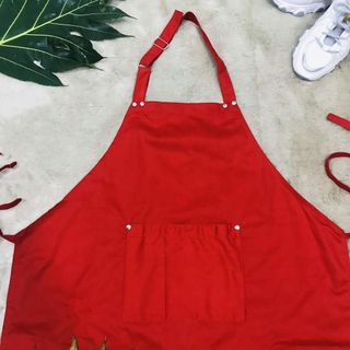 Tạp dề yếm trơn màu đỏ dành cho phục vụ cao cấp