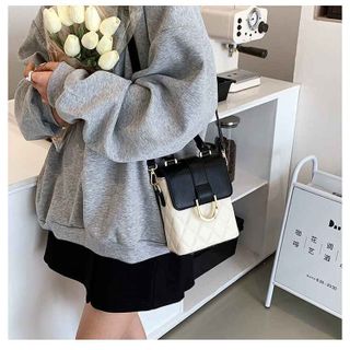 TÚI XÁCH NỮ ĐEO CHÉO ĐEO VAI CAO CẤP TRÁM MÓC ĐỒNG TRÒN MÓNG NGỰA SANG CHẢNH - TRÙM SỈ VN