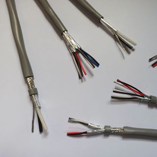 Cáp tín hiệu vặn xoắn awg/rs485 1p/2p/3p/4p điện áp 500 votl vỏ bọc pvc