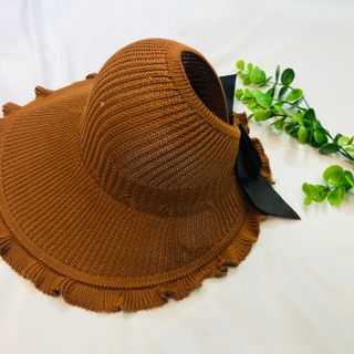 Mũ rộng vành nữ