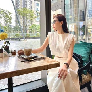 SET TRẮNG CHÂN VÁY ÁO CROPTOP – DT1736