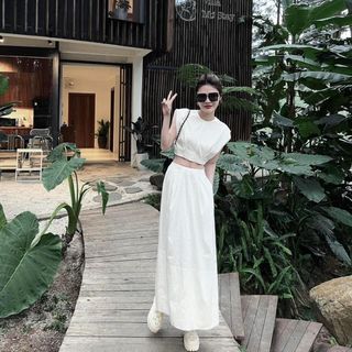 SET TRẮNG CHÂN VÁY ÁO CROPTOP – DT1736