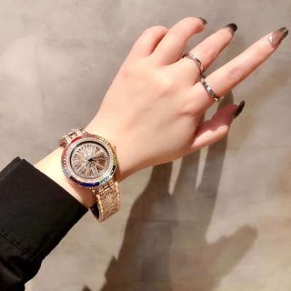 Đồng hồ nữ mới choparss