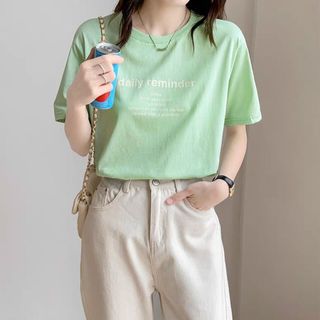 Áo thun nữ cổ tròn tay ngắn form vừa vải thun cotton dày dặn dễ thương thời trang hot hit xịn sò giá gốc tận xưởng hàng sẵn số lượng lớn