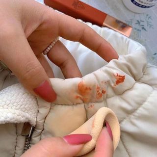 Nước Giặt khô tạo bọt 5trong1 Công Nghệ Nhật , làm sạch vết bẩn không cần nước, tạo mùi thơm, đánh bỏ vết ố ở mọi nơi
