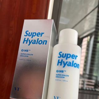 Sữa dưỡng da cấp ẩm VT Super Hyalon 250ml (VT SUPER HYALON EMULSION)