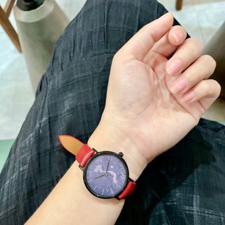 Đồng Hồ Nữ - Thương Hiệu DRACO D22-STN03 "Vietnamese Girl" viền đen dây da bò đỏ