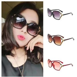 Kính mát gọng vuông chống tia UV400 phong cách Hàn Quốc thời trang cho nữ