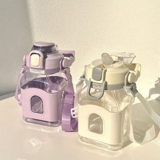 Bình Nước Dây Đeo Vuông Sticker nắp bật cực ngầu 1000ml