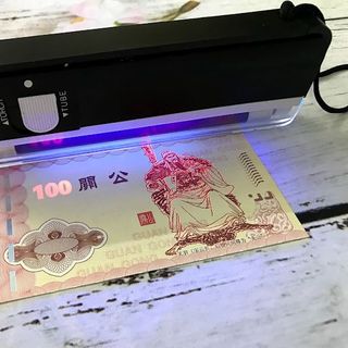 Đèn soi mini cầm tay, chất liệu: nhựa - KH0014