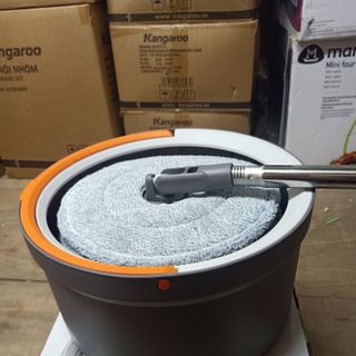 Chổi lau nhà đa năng Kangaroo KG26M hàng chính hãng có thể tách nước sạch nước bẩn