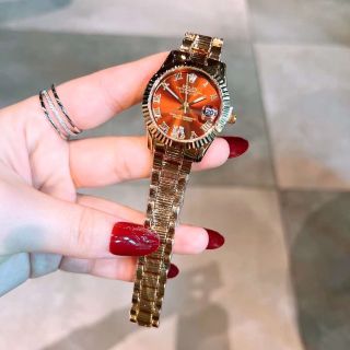 Đồng hồ si mới mặt la mã