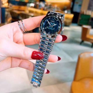 Đồng hồ si mới