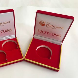 Hộp nhung đựng xu, kích thước: 9cm x 9cm x 3cm - SP000271