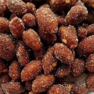 Say nhung lắc muối ớt, béo béo, chua chua, cay cay tan ngay trong miệng