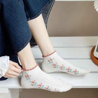 Set vớ 5 đôi họa tiết hoa dễ thương hàng đẹp sẳn sll giá tốt