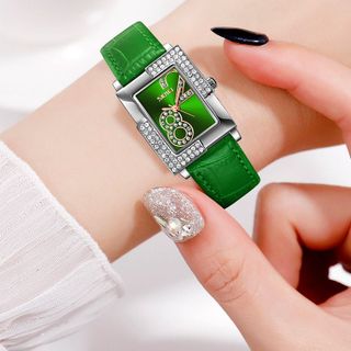 ĐỒNG HỒ NỮ SKMEI DÂY DA SK091