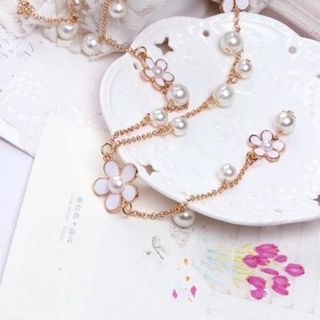Dây chuyền kiểu phối hoa & Ngọc trai